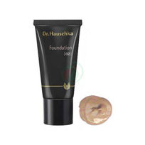 Slika Dr. Hauschka tekoča podlaga odtenek 02 mandelj, 30 mL