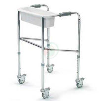 Slika 4- kolesni sprehajalnik GMU z odlagalnikom iz ABS - umetne mase