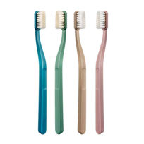 Slika Jordan Green Clean reciklirana zobna ščetka, 1 ščetka