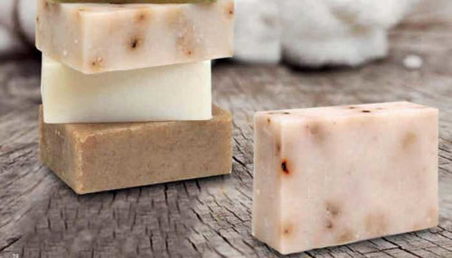 Težave z aknami - rešljiva težava?