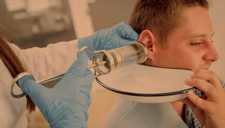 Picture of Izpiranje ušesa postopek